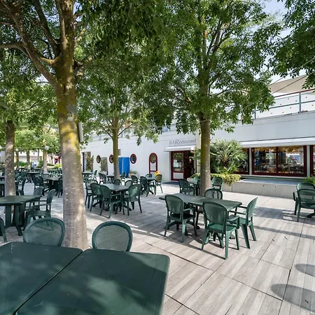 Villaggio Planetarium Apartment