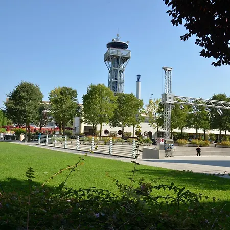 Villaggio Planetarium Apartment